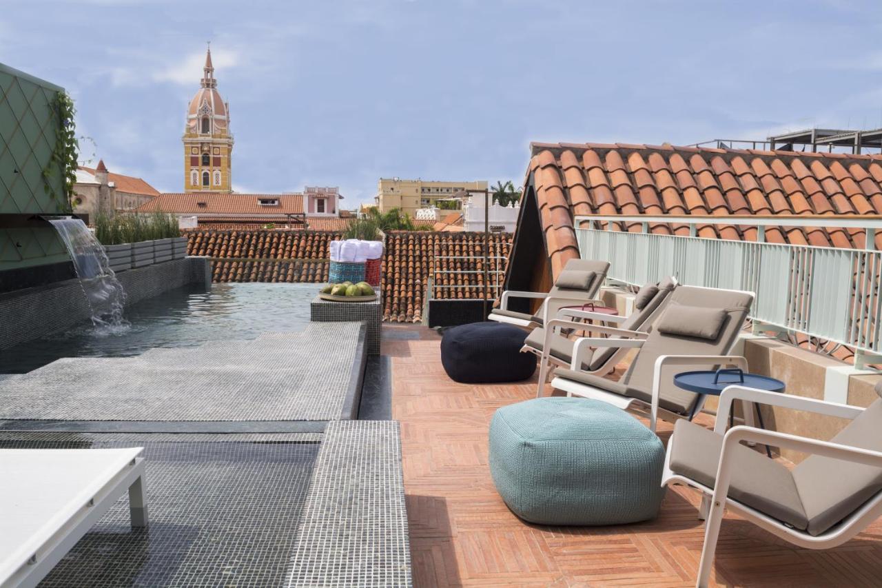 Hotel Boutique Casona Del Colegio Cartagena Exteriér fotografie Rooftop pool at Hotel AC Palacio de Euskera